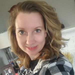 Meet your Posher, Becky